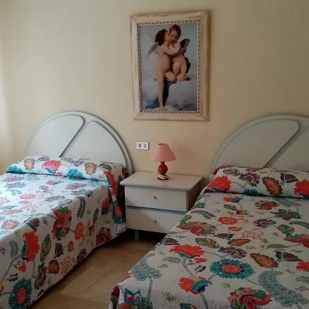 Centro De O Grove, 4 Completas